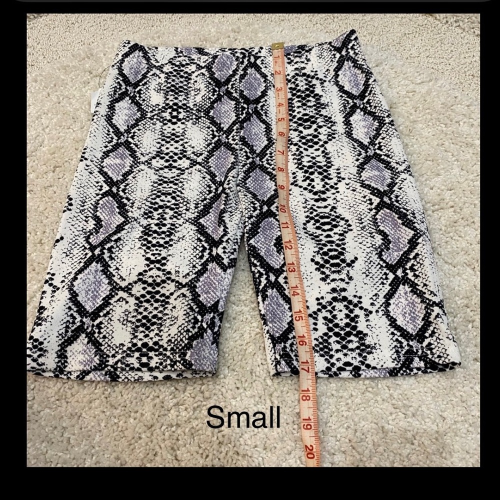 Biker shorts snakeskin animal print small medium large NWT - Picture 10 of 16